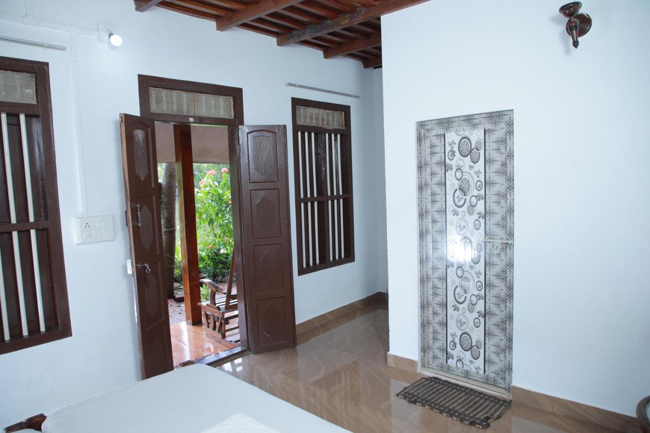 Malayalam Lake Resort Alappuzha Dış mekan fotoğraf