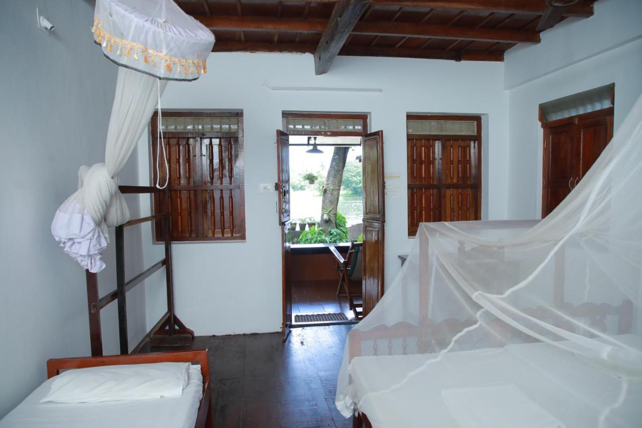 Malayalam Lake Resort Alappuzha Dış mekan fotoğraf