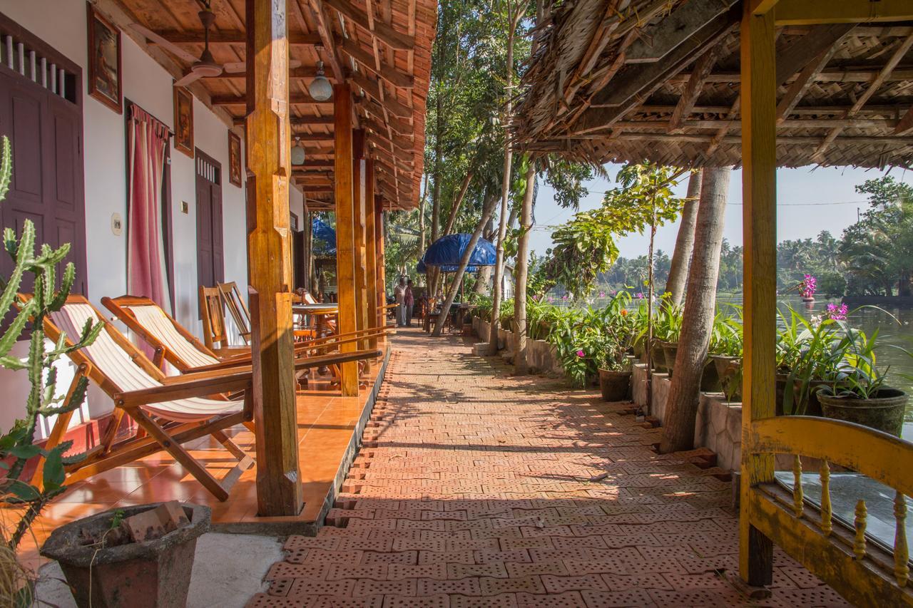 Malayalam Lake Resort Alappuzha Dış mekan fotoğraf