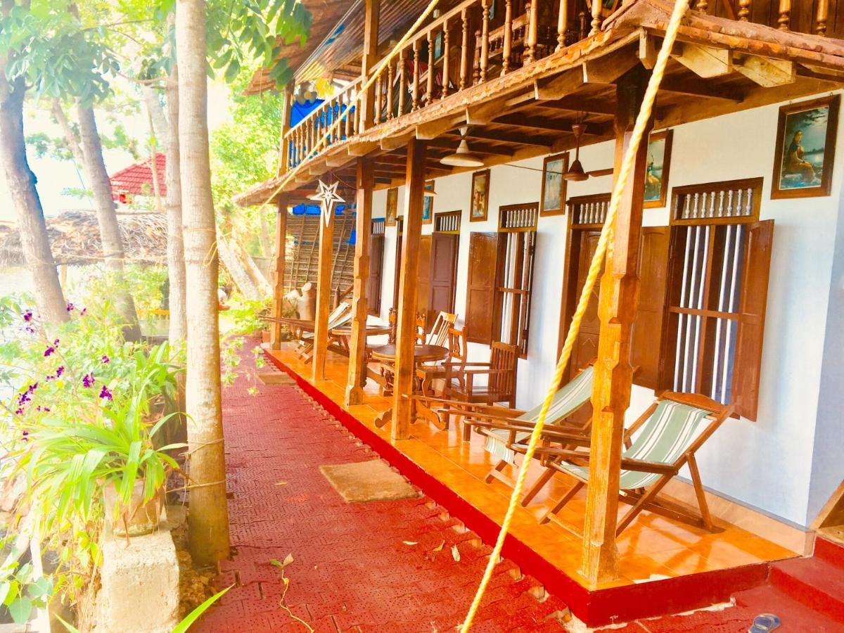 Malayalam Lake Resort Alappuzha Dış mekan fotoğraf